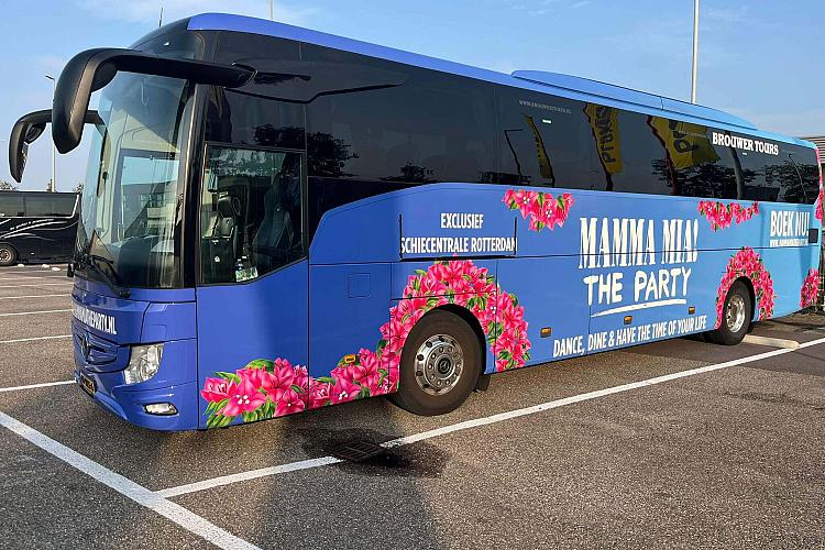 thema touringcar mamma mia musical